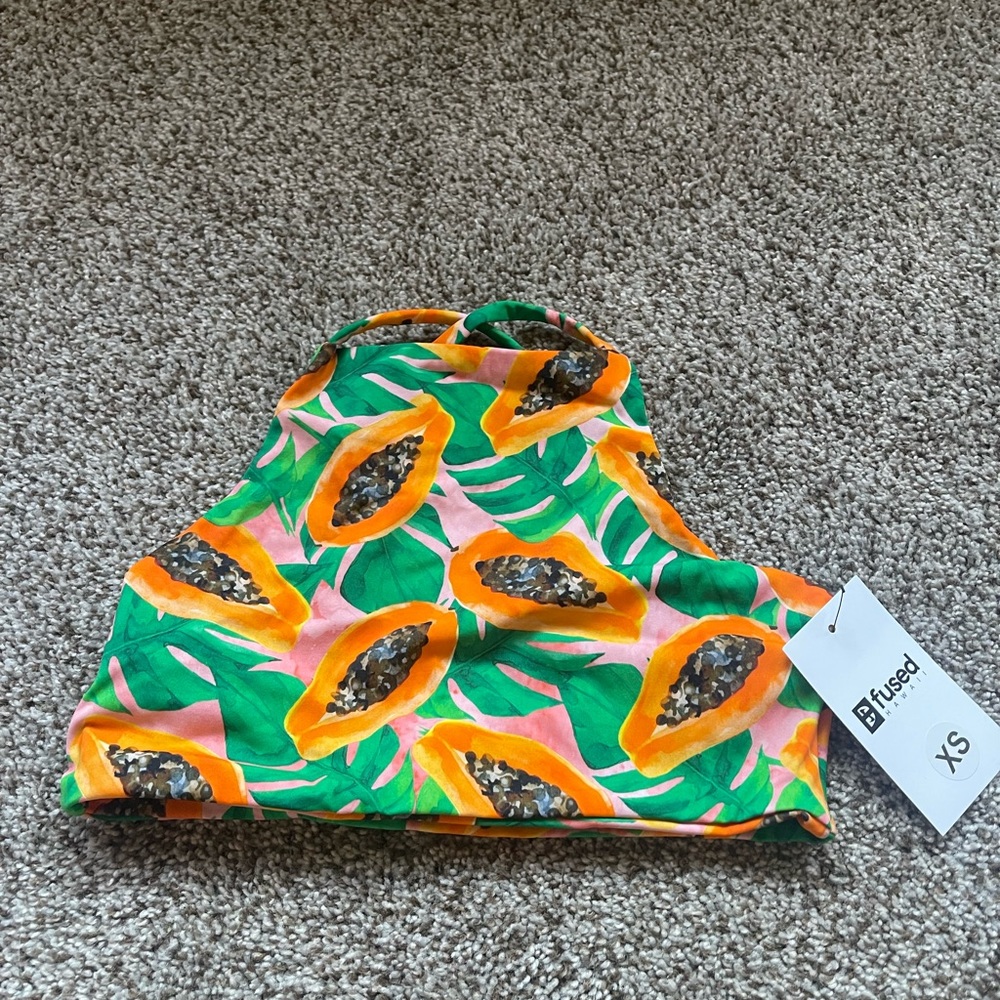 Fused Hawaii top - extra small with tags